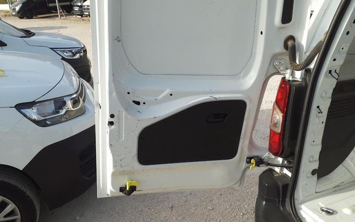 Photo 18 VIN: W0VEFYHYCMJ730689 - OPEL COMBO 