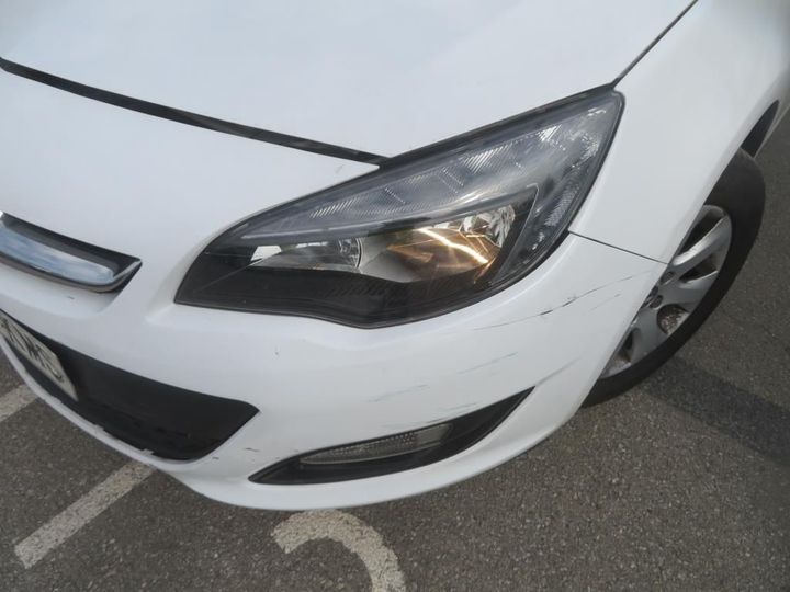 Photo 11 VIN: W0VPD5E62JG102878 - OPEL ASTRA 