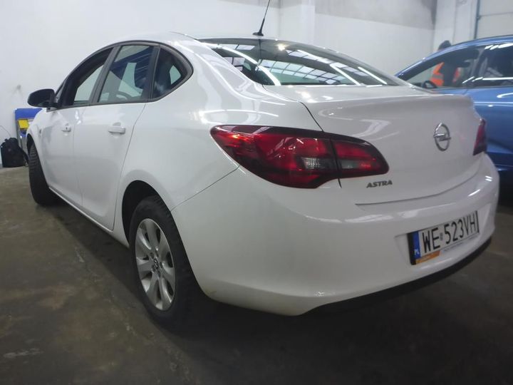 Photo 4 VIN: W0VPD5ED2JG120991 - OPEL ASTRA 