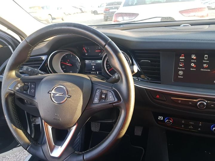 Photo 17 VIN: W0VZM6EE8J1138003 - OPEL INSIGNIA 