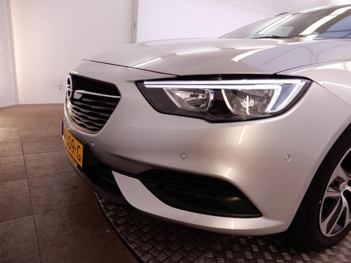 Photo 21 VIN: W0VZM8GB8J1151381 - OPEL INSIGNIA SPORTS TOUR 