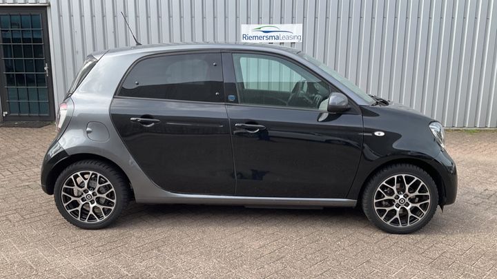 Photo 4 VIN: W1A4530911Y248120 - SMART FORFOUR 