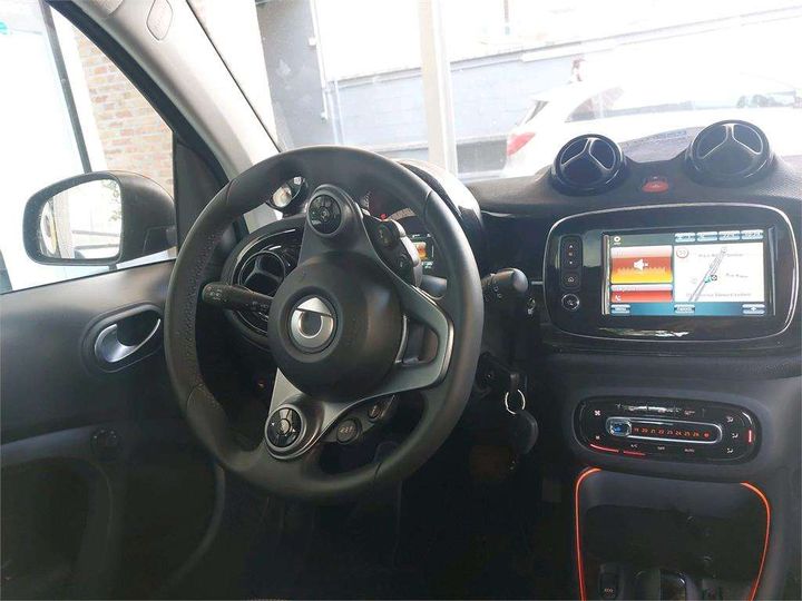 Photo 4 VIN: W1A4533911K416860 - SMART FORTWO COUPE 