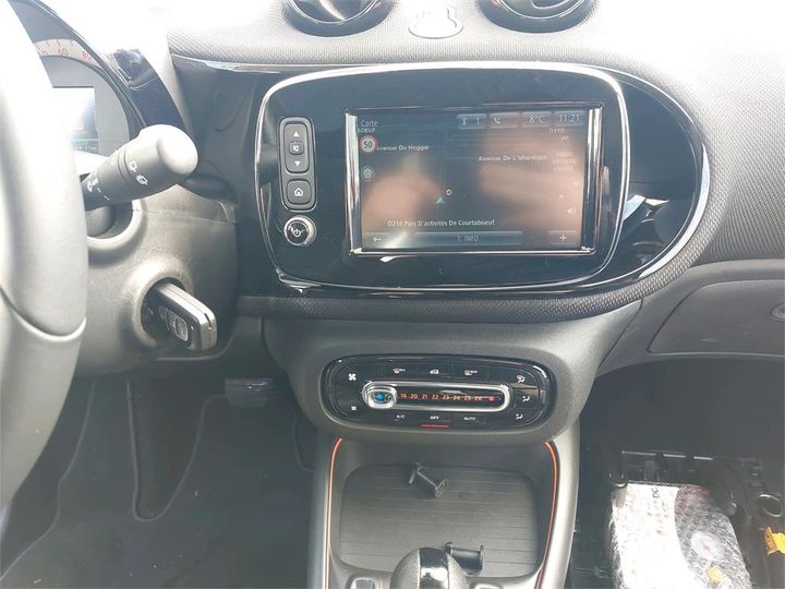 Photo 12 VIN: W1A4533911K420477 - SMART FORTWO 