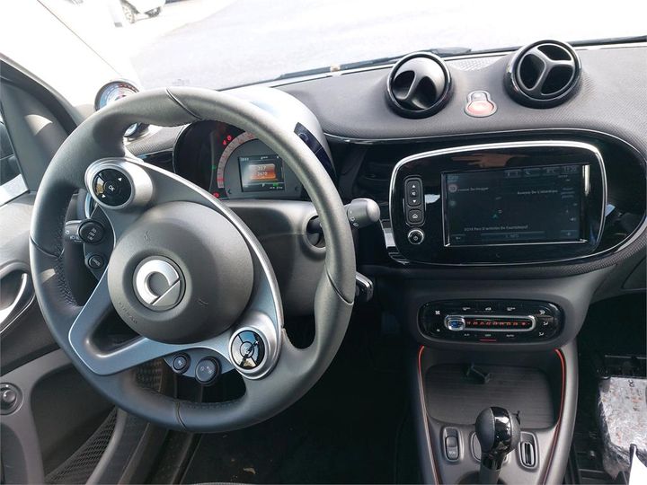 Photo 5 VIN: W1A4533911K420477 - SMART FORTWO 