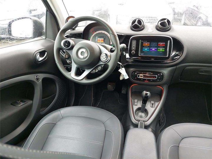 Photo 7 VIN: W1A4533911K421993 - SMART FORTWO COUPE 