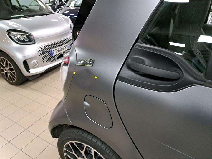 Photo 25 VIN: W1A4533911K444974 - SMART FORTWO COUPE 