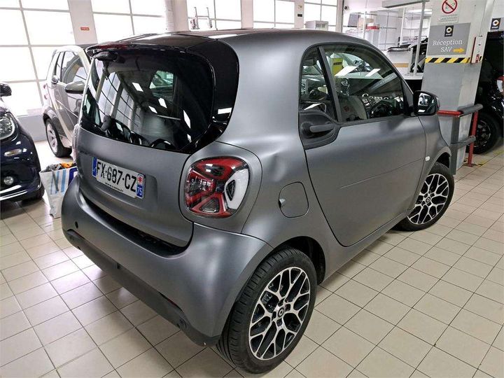 Photo 3 VIN: W1A4533911K444974 - SMART FORTWO COUPE 