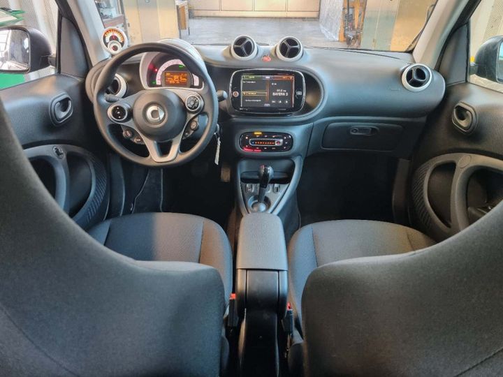 Photo 17 VIN: W1A4533911K446203 - SMART FORTWO COUPE (11.2014-&GT) 