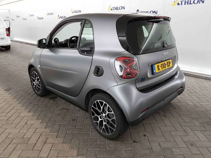 Photo 3 VIN: W1A4533911K451608 - SMART FORTWO 