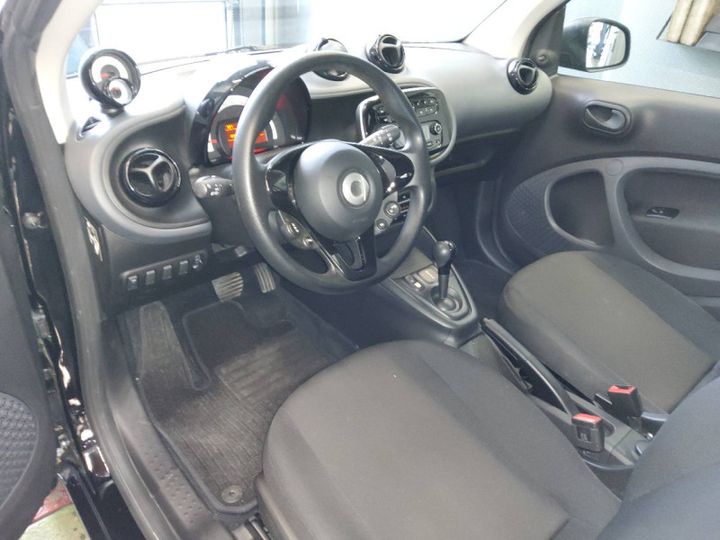 Photo 11 VIN: W1A4533911K454497 - SMART FORTWO COUPE (11.2014-) 