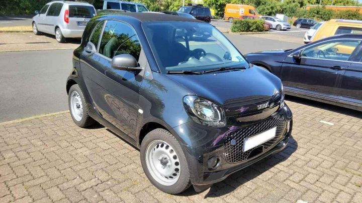 Photo 8 VIN: W1A4533911K465382 - SMART FORTWO COUPE (11.2014-&GT) 