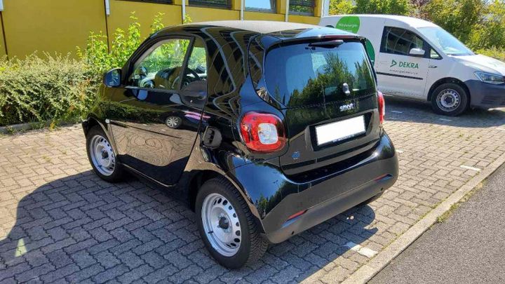 Photo 9 VIN: W1A4533911K465382 - SMART FORTWO COUPE (11.2014-&GT) 