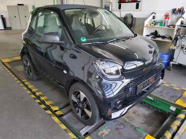 Photo 1 VIN: W1A4533911K476252 - SMART FORTWO COUPE (11.2014-) 