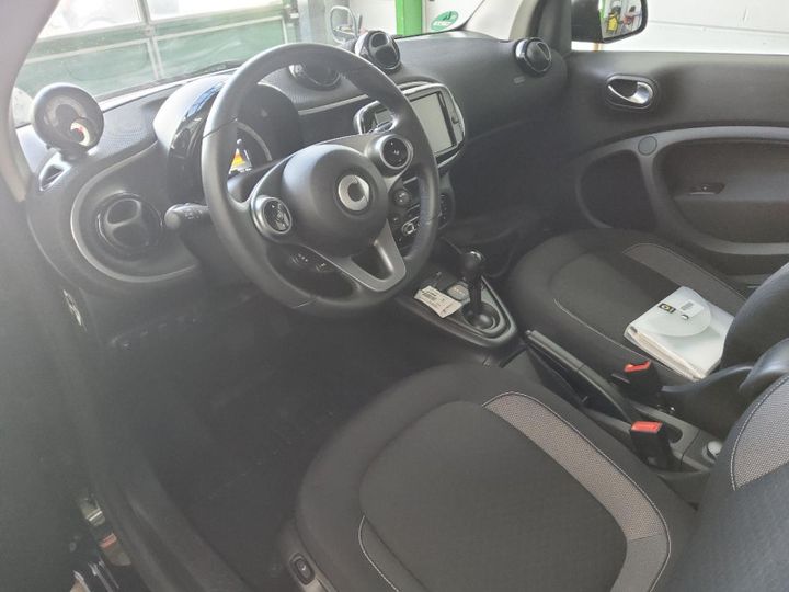 Photo 11 VIN: W1A4533911K476252 - SMART FORTWO COUPE (11.2014-) 