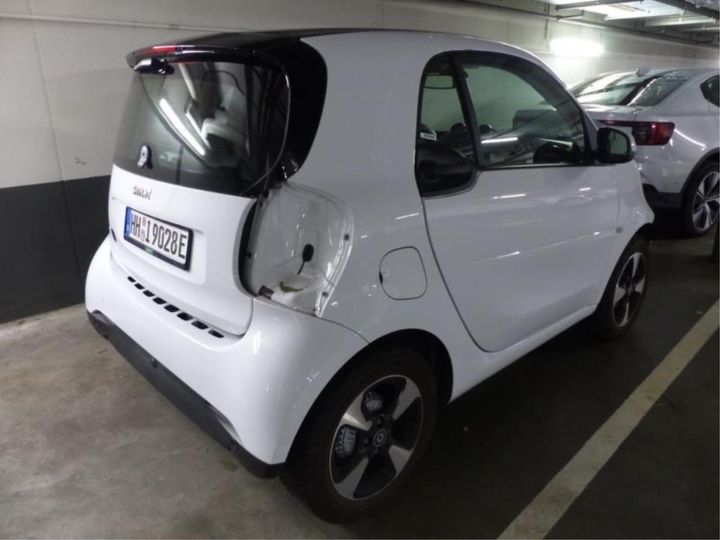 Photo 19 VIN: W1A4533911K482768 - SMART EQ FORTWO COUPE 