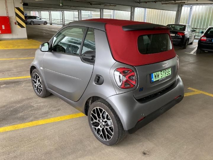 Photo 3 VIN: W1A4534911K422335 - SMART FORTWO CABRIOLET 