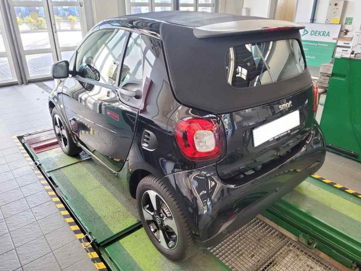 Photo 14 VIN: W1A4534911K434375 - SMART FORTWO CABRIO (11.2015-&GT) 