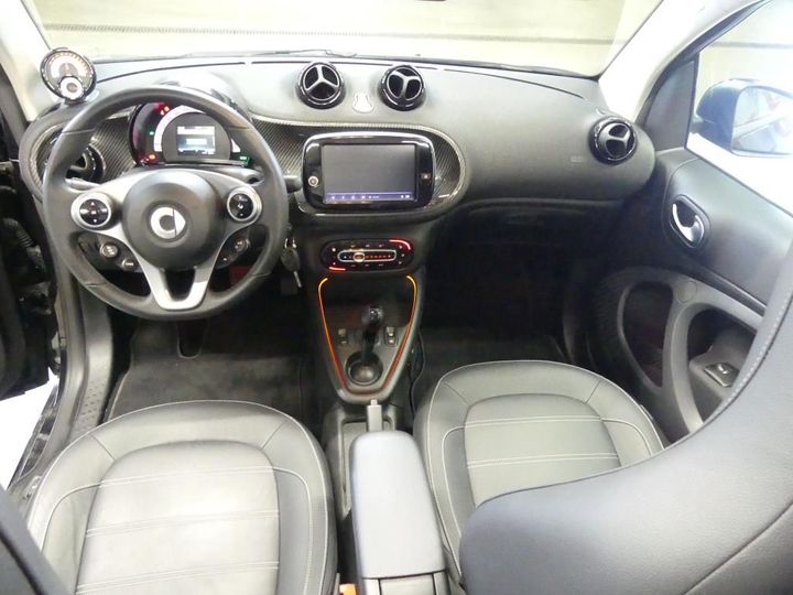 Photo 8 VIN: W1A4534911K452451 - SMART FORTWO CABRIO E 