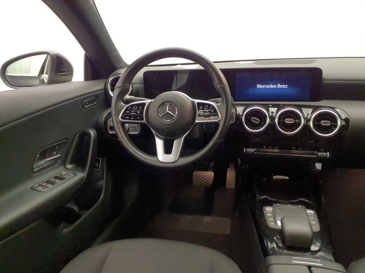 Photo 9 VIN: W1K1183121N189628 - MERCEDES-BENZ CLA &#3919 