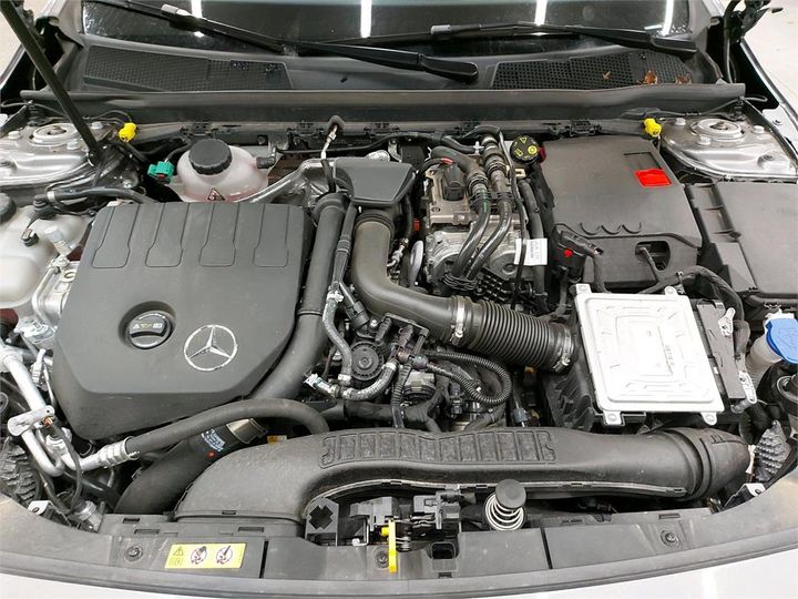 Photo 10 VIN: W1K1183861N175680 - MERCEDES-BENZ CLA 