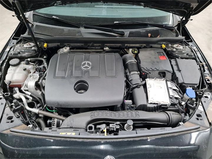 Photo 10 VIN: W1K1770031J184326 - MERCEDES-BENZ A 