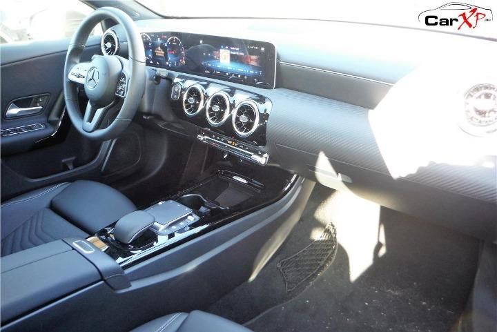 Photo 3 VIN: W1K1770031N172594 - MERCEDES-BENZ A-CLASS HATCHBACK 