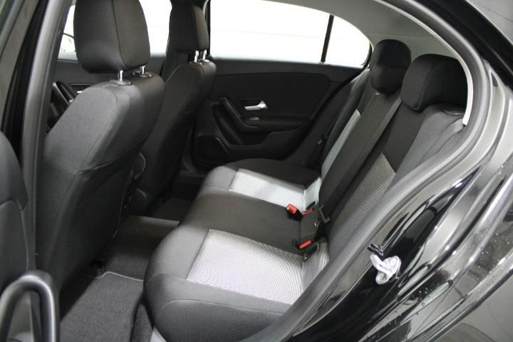 Photo 9 VIN: W1K1770121N210502 - MERCEDES-BENZ A-CLASS HATCHBACK 