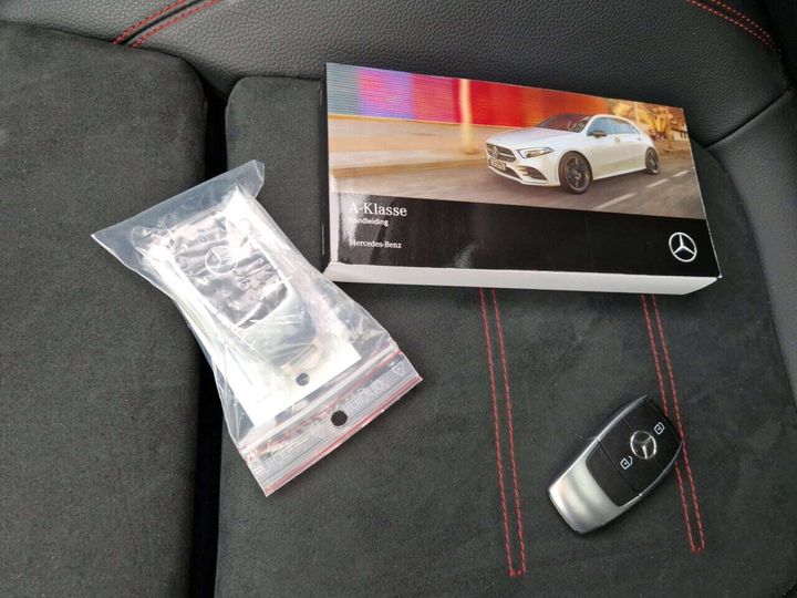 Photo 16 VIN: W1K1770841J232501 - MERCEDES-BENZ A-KLASSE 