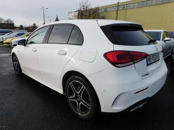 Photo 3 VIN: W1K1770861J288221 - MERCEDES-BENZ A-CLASS HATCHBACK 