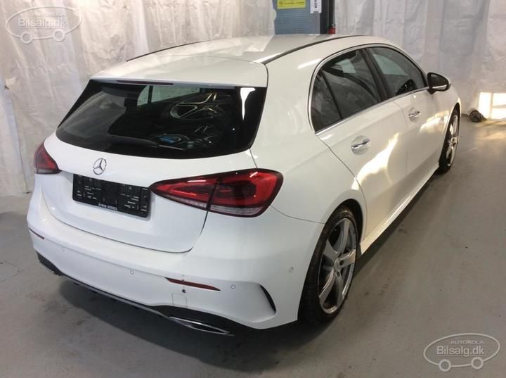 Photo 17 VIN: W1K1770871V089981 - MERCEDES-BENZ A-CLASS HATCHBACK 