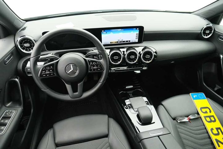 Photo 9 VIN: W1K1771031J231796 - MERCEDES-BENZ A-KLASSE SEDAN &#3918 