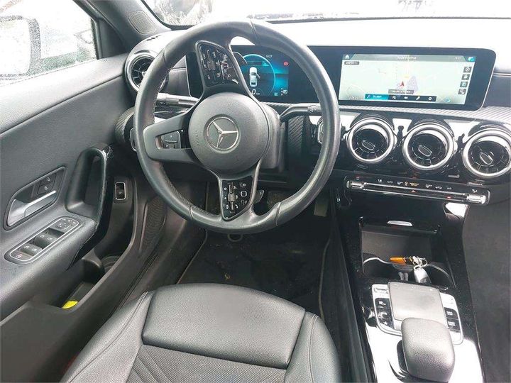 Photo 4 VIN: W1K1771031J239906 - MERCEDES-BENZ CLASSE A BERLINE 