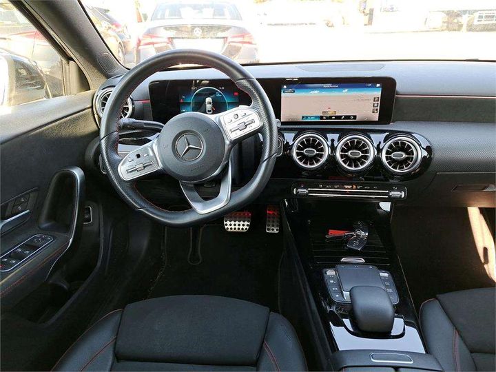 Photo 4 VIN: W1K1771031J253518 - MERCEDES-BENZ CLASSE A BERLINE 