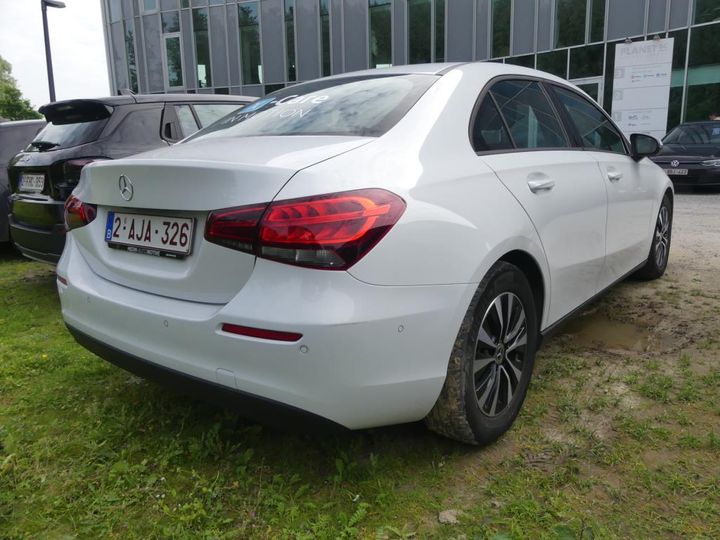 Photo 1 VIN: W1K1771101J308118 - MERCEDES-BENZ A SEDAN 