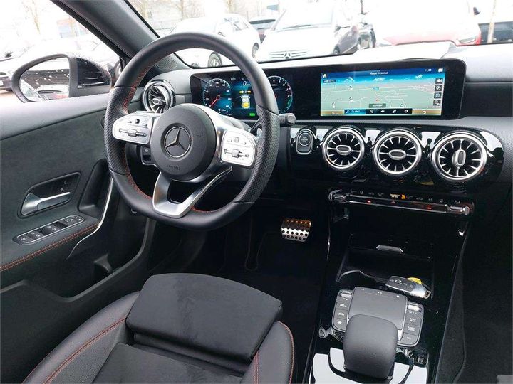 Photo 4 VIN: W1K1771861J260132 - MERCEDES-BENZ CLASSE A BERLINE 