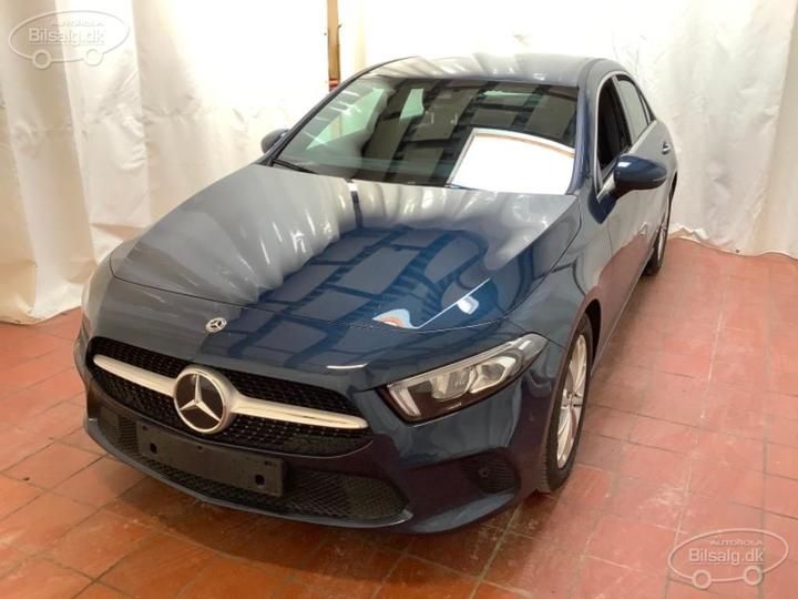 Photo 1 VIN: W1K1771871J247310 - MERCEDES-BENZ A-CLASS SALOON 