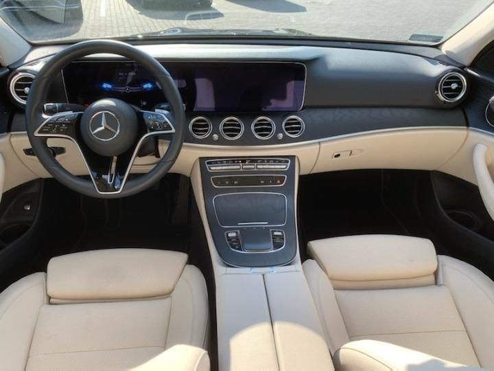 Photo 8 VIN: W1K2130041B003135 - MERCEDES-BENZ E-CLASS SALOON 