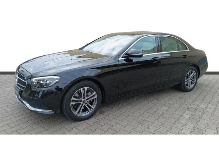 Photo 1 VIN: W1K2130051B005321 - MERCEDES-BENZ E-CLASS SALOON 