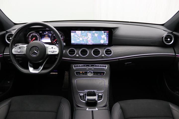 Photo 8 VIN: W1K2132041A802733 - MERCEDES-BENZ E-KLASSE 