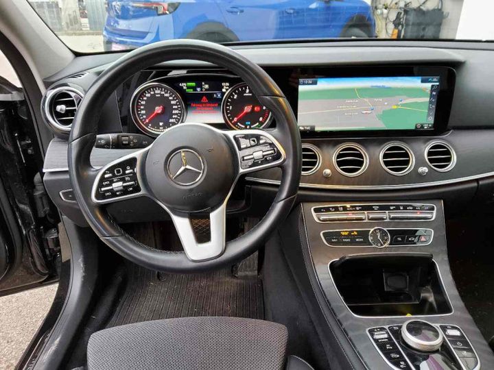 Photo 15 VIN: W1K2132161A811740 - MERCEDES-BENZ E -KLASSE T-MODELL 