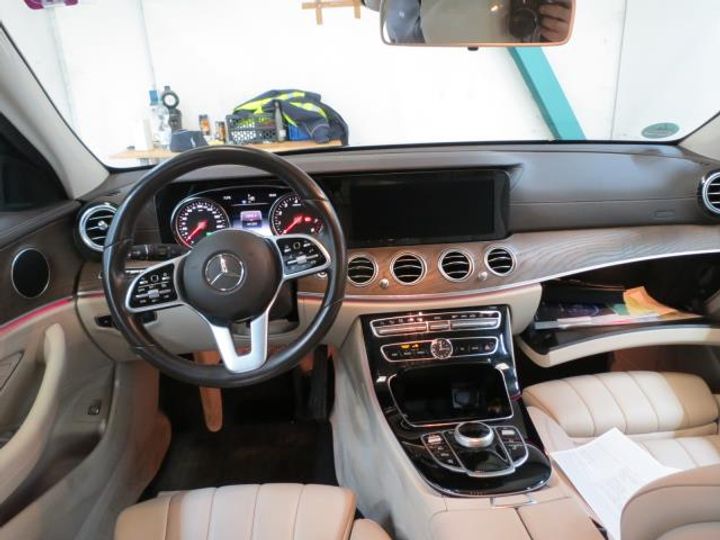 Photo 8 VIN: W1K2132831A802238 - MERCEDES-BENZ E-KLASSE 