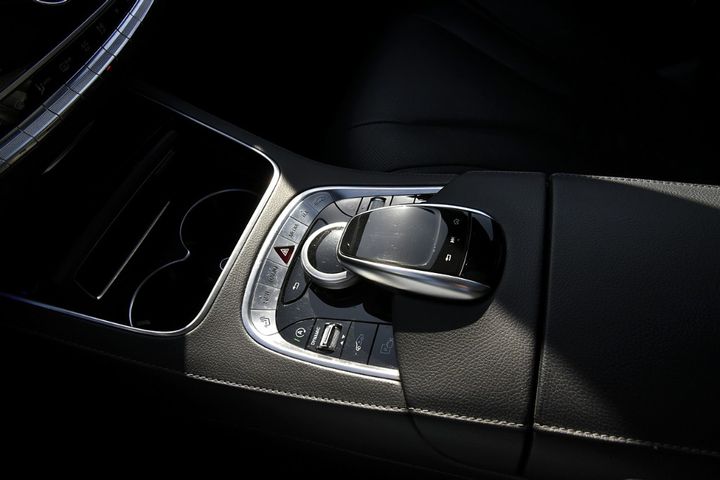 Photo 25 VIN: W1K2221861A527600 - MERCEDES-BENZ S-CLASS 