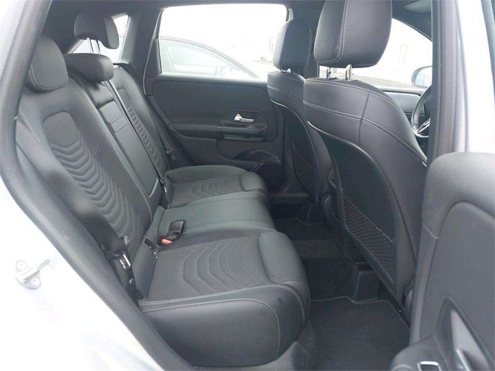 Photo 10 VIN: W1K2470121J093895 - MERCEDES-BENZ CLASSE B 