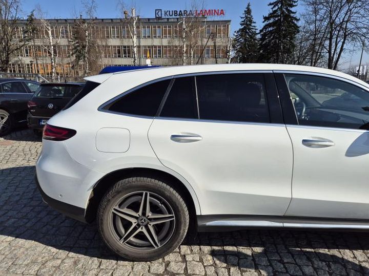 Photo 5 VIN: W1K2938901F023243 - 8 MERCEDES-BENZ EQC SUV 