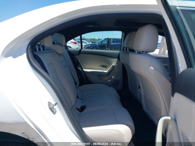 Photo 7 VIN: W1K3G4EB0NJ368311 - MERCEDES-BENZ A 220 