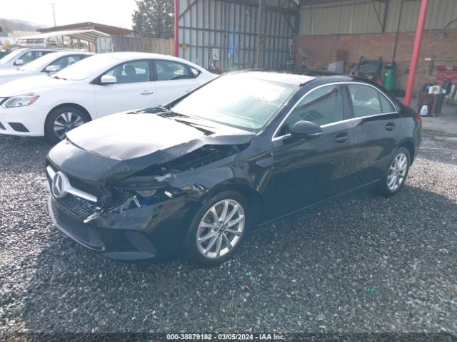 Photo 1 VIN: W1K3G4EB1LW047555 - MERCEDES-BENZ A 220 