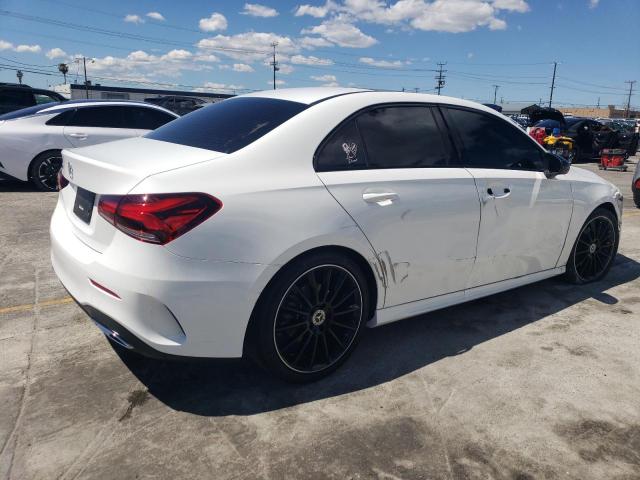 Photo 2 VIN: W1K3G4EB1NJ372738 - MERCEDES-BENZ A-CLASS 