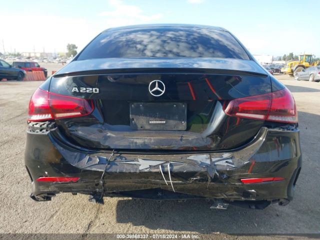 Photo 5 VIN: W1K3G4EB2LJ207200 - MERCEDES-BENZ A 220 