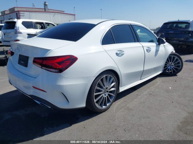 Photo 3 VIN: W1K3G4EB2NJ339540 - MERCEDES-BENZ A-CLASS 